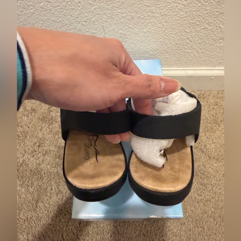“New”Black CLAUDIA Slingback Sandals size9 - Picture 4 of 5